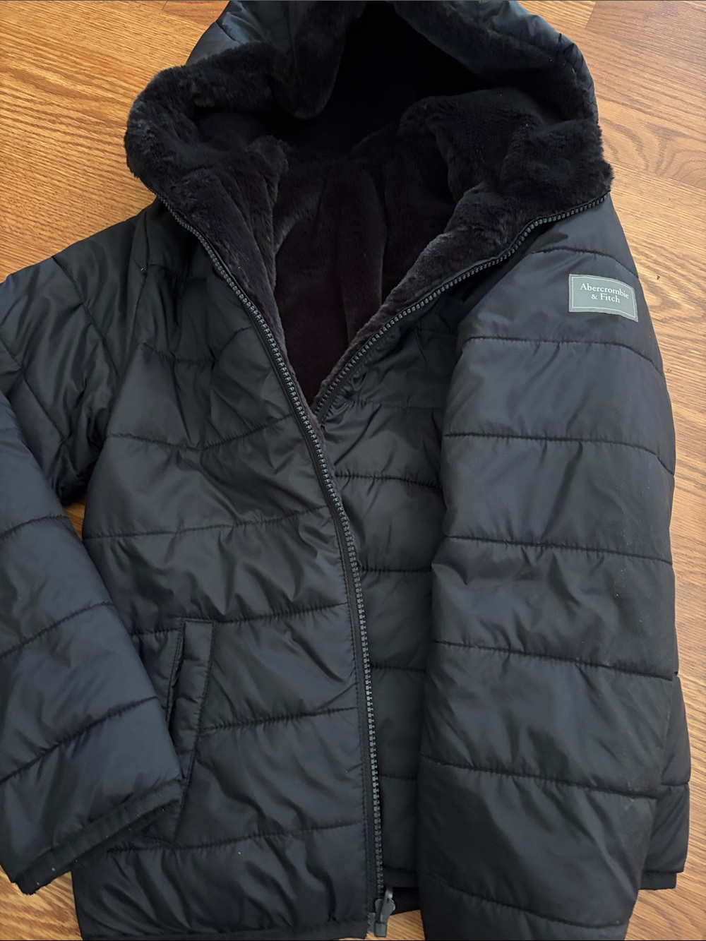 Abercrombie & Fitch Black Quilted Hooded Puffer with Faux-Fur Lining